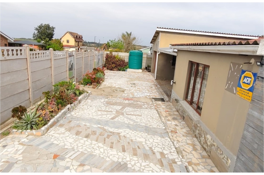 To Let 4 Bedroom Property for Rent in Pacaltsdorp Western Cape